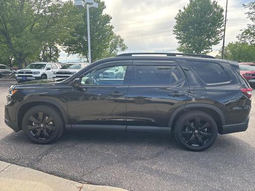 Black 2025 Honda Pilot Black Edition