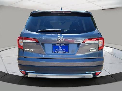 2022 Honda Pilot Touring 7-Passenger