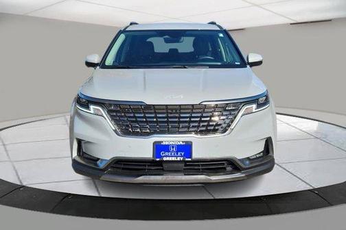 2024 Kia Carnival SX