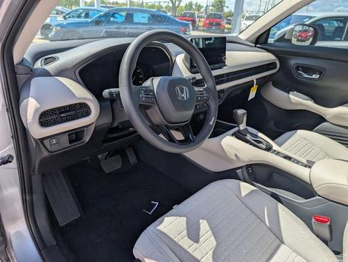 2025 Honda HR-V LX
