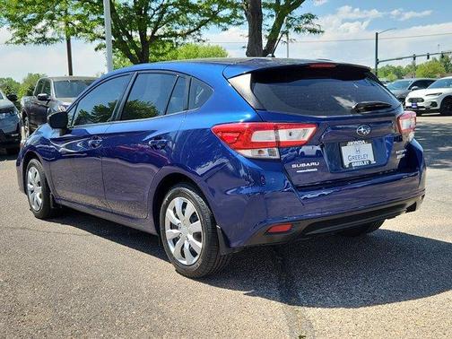 Lapis Blue Pearl 2017 Subaru Impreza 2.0i