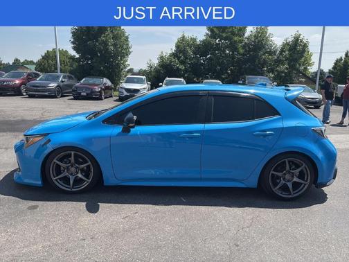 2020 Toyota Corolla Hatchback SE