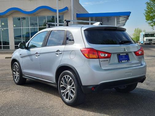 Silver 2017 Mitsubishi Outlander Sport 2.0 ES