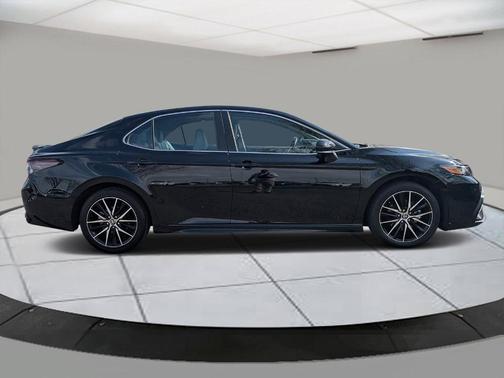 2023 Toyota Camry SE Nightshade