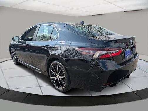2023 Toyota Camry SE Nightshade