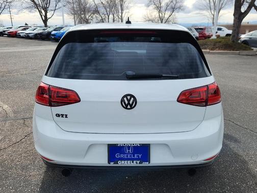 2016 Volkswagen Golf GTI S