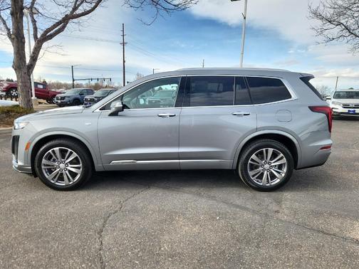 2025 Cadillac XT6 Premium Luxury AWD