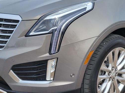 2018 Cadillac XT5 Platinum