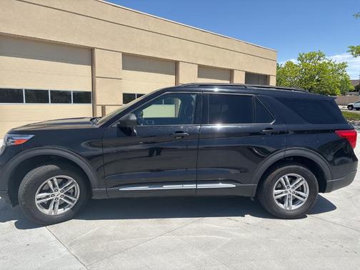 Black Metallic 2020 Ford Explorer XLT