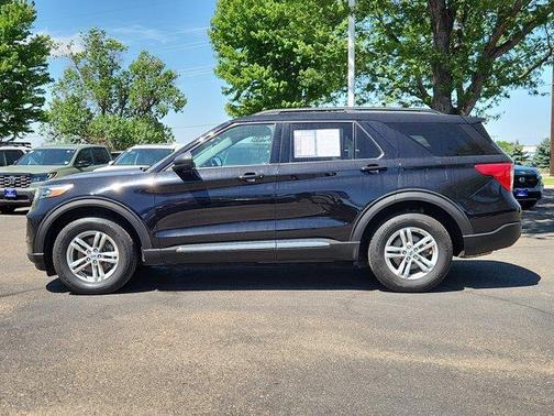Black Metallic 2020 Ford Explorer XLT