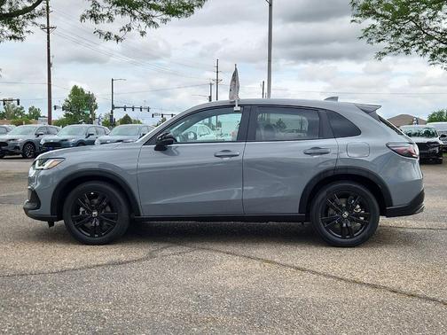 Urban Gray Pearl 2026 Honda HR-V Sport