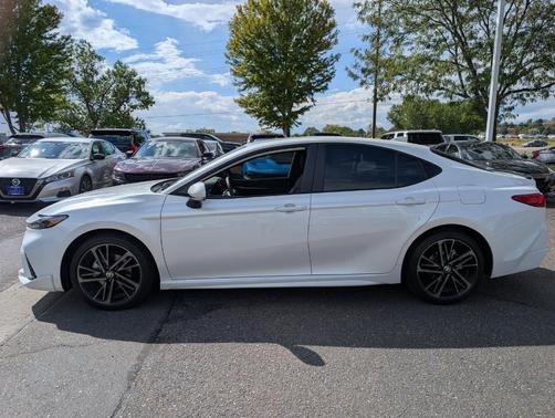 2025 Toyota Camry XLE