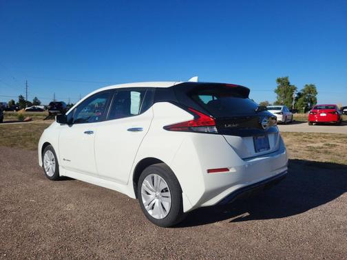 2019 Nissan Leaf S