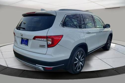 2021 Honda Pilot Touring 7-Passenger