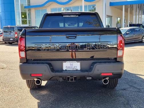 Crystal Black Pearl 2026 Honda Ridgeline Black Edition