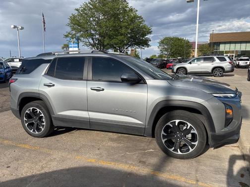 Sterling Gray Metallic 2025 Chevrolet Equinox LT
