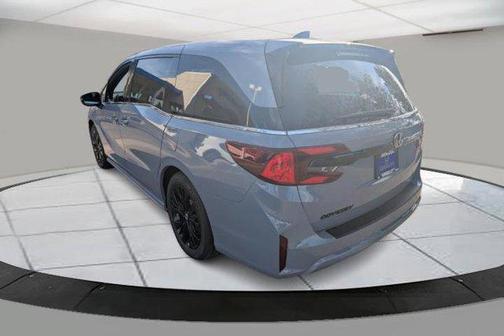Sonic Gray Pearl 2026 Honda Odyssey Sport-L