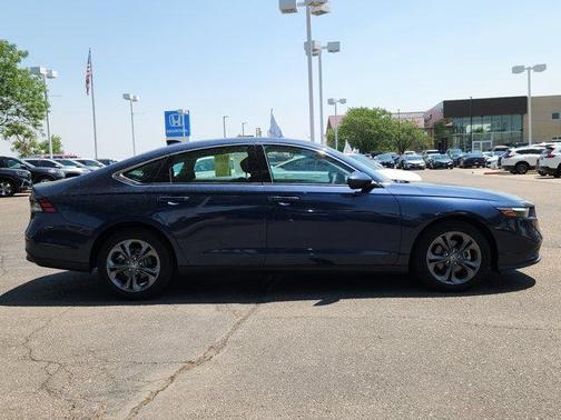 Crystal Black Pearl 2023 Honda Accord EX