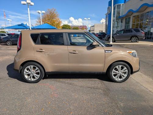 2015 Kia Soul +