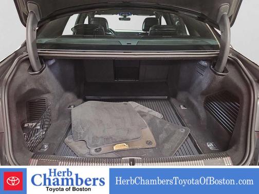 2023 Audi A8 L 55 TFSI quattro Tiptronic