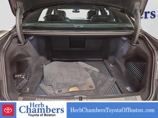 2023 Audi A8 L 55 TFSI quattro Tiptronic