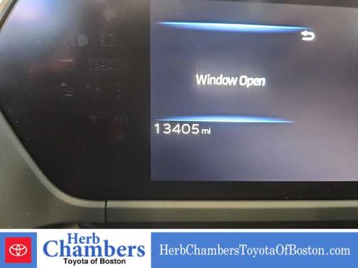 2025 Toyota bZ4X XLE