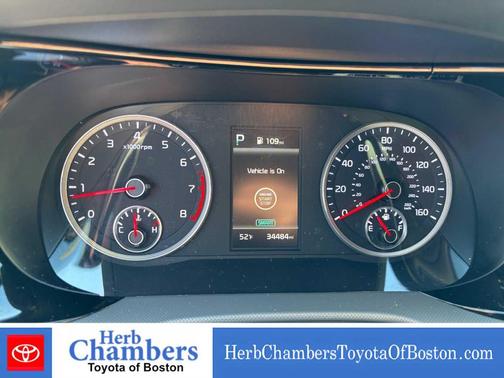 Glacial White Pearl 2022 Kia K5 LXS