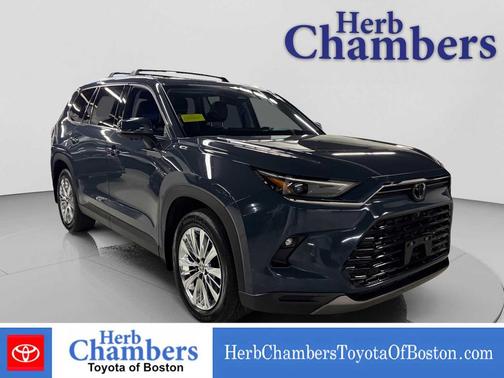 Storm Cloud 2024 Toyota Grand Highlander Platinum