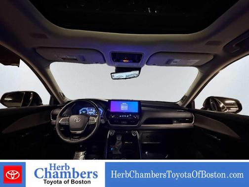 Storm Cloud 2024 Toyota Grand Highlander Platinum