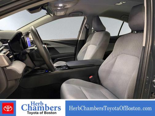 Underground 2025 Toyota Camry LE