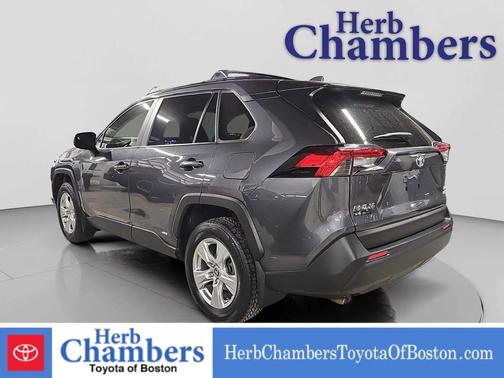 2020 Toyota RAV4 Hybrid LE