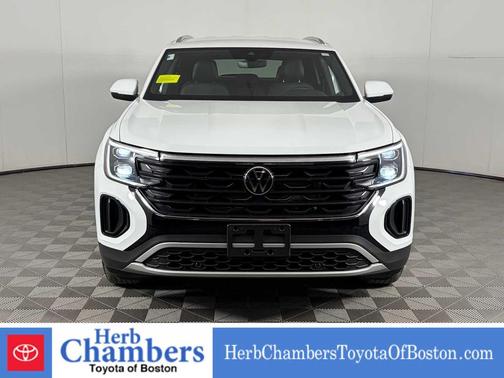 2024 Volkswagen Atlas Cross Sport 2.0T SE