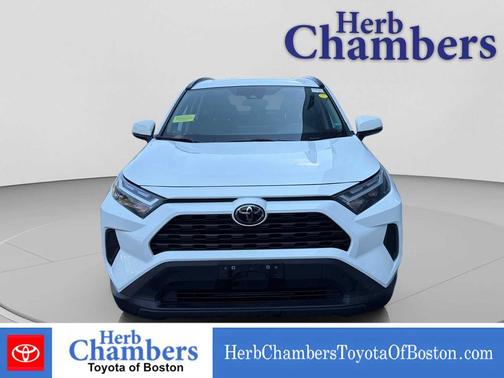 Ice Cap 2023 Toyota RAV4 XLE