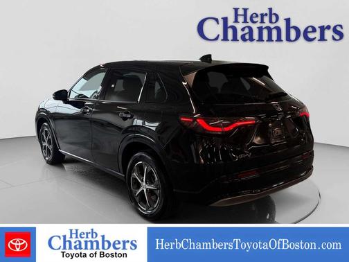 Crystal Black Pearl 2024 Honda HR-V EX-L