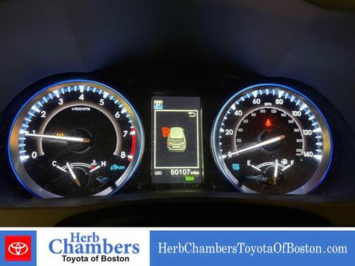 Midnight Black Metallic 2019 Toyota Highlander XLE