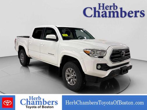 Super White 2019 Toyota Tacoma SR5