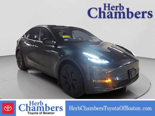 2025 Tesla Model Y Long Range Dual Motor Rear-Wheel Drive