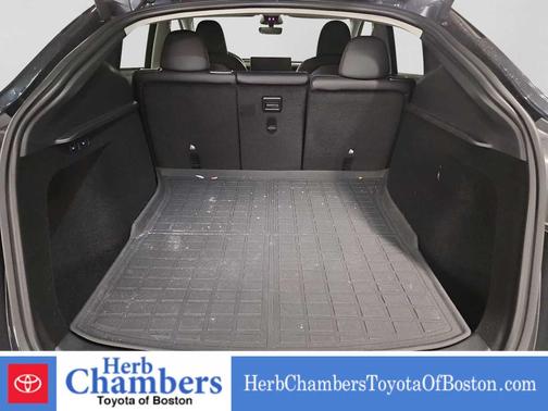 2025 Tesla Model Y Long Range Dual Motor Rear-Wheel Drive