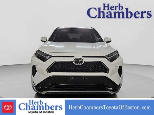 2025 Toyota RAV4 Hybrid SE