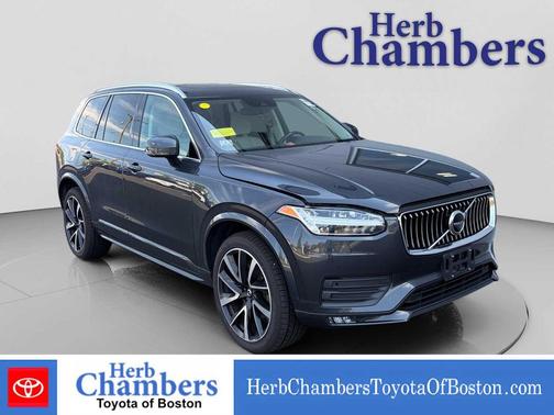 Savile Grey Metallic 2021 Volvo XC90 T6 Momentum