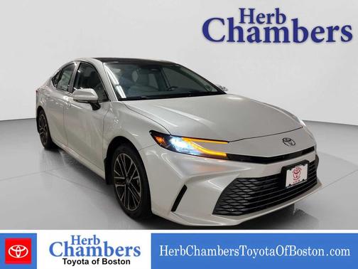 Wind Chill Pearl 2026 Toyota Camry XLE