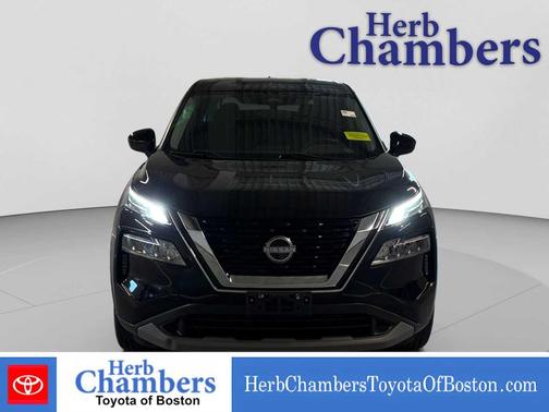 Super Black 2023 Nissan Rogue SV