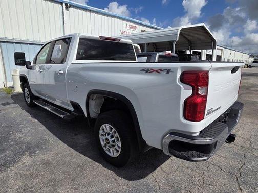 Summit White 2025 Chevrolet Silverado 2500 LT