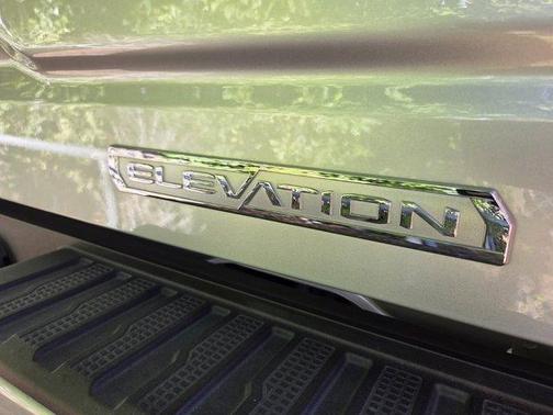 Quicksilver Metallic 2022 GMC Sierra 1500 Elevation