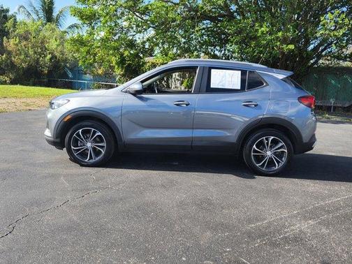 2022 Buick Encore GX Select