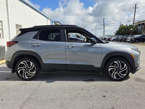 Sterling Gray Metallic 2024 Chevrolet Trailblazer RS