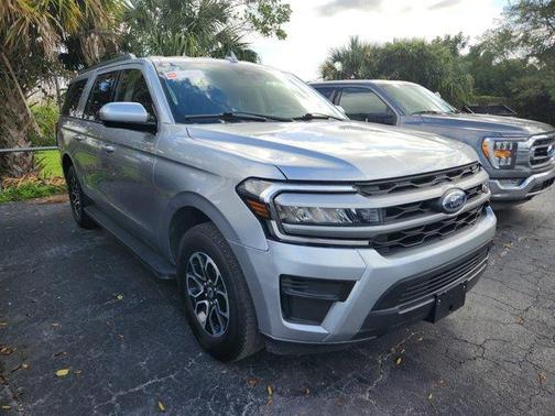 2022 Ford Expedition Max XLT