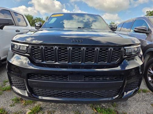 Diamond Black 2024 Jeep Grand Cherokee L Laredo