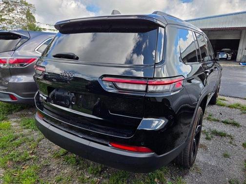 Diamond Black 2024 Jeep Grand Cherokee L Laredo