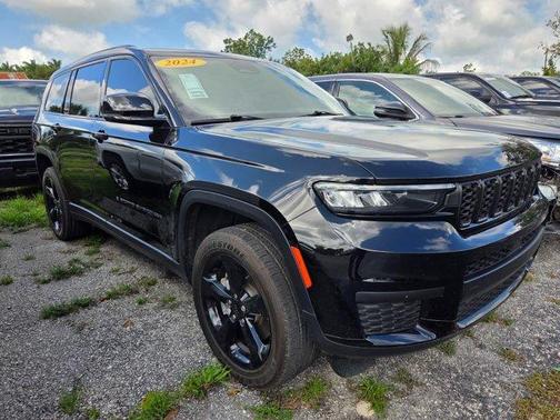 Diamond Black 2024 Jeep Grand Cherokee L Laredo